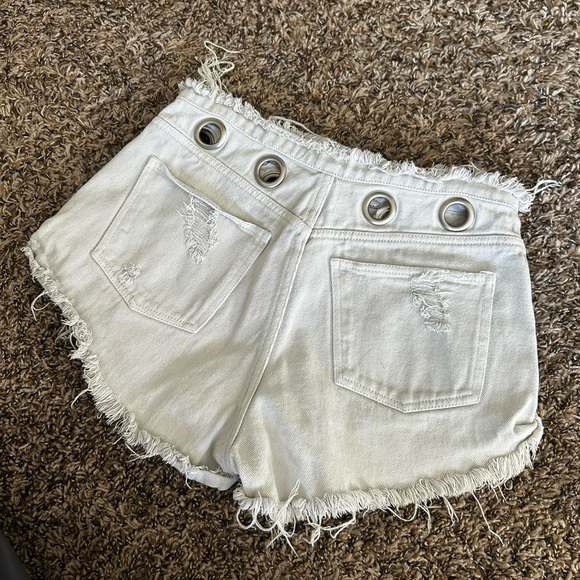 Signature8 Distressed Riveted Mini Shorts - Picture 3 of 5